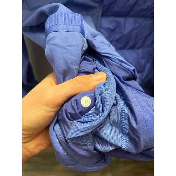 Lululemon Down For It All Jacket Pipe Dream Blue Women’s 12 Slim Fit PrimaLoft - Picture 12 of 13